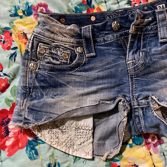 Miss Me ( shorts) sz 24 NWOT - Picture 4 of 6